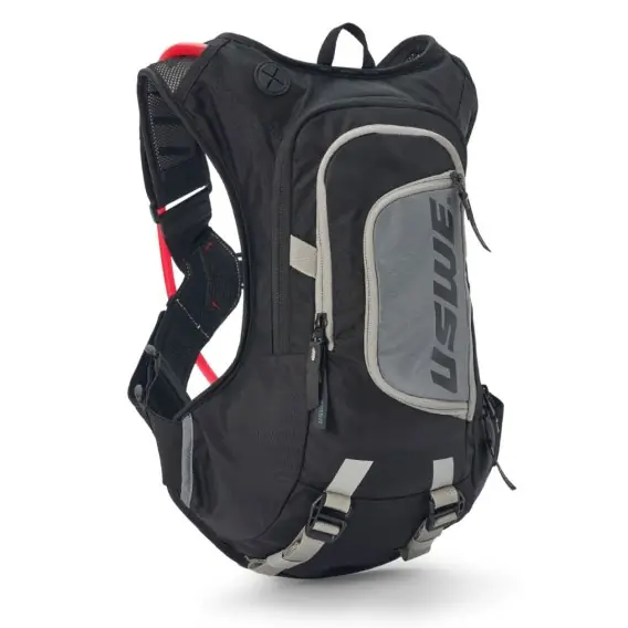 USWE CAMEL BAG MOTO HYDRO 12 CARBON BLACK KOLOR CZARNY POJEMNOŚĆ 3L PŁYN (12L PLECAK+3L PŁYN) ZASTĘPUJE USWE2123401 Wyprzedaż